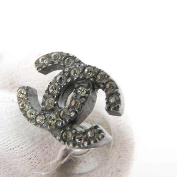 CHANEL Earrings - Picture 6 of 10